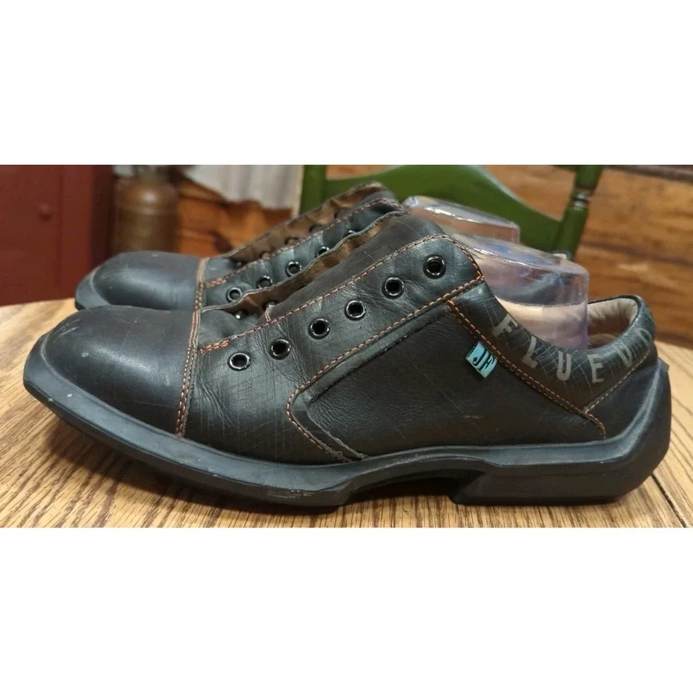 Vintage John Fluevog Men's Black Square Toe Leather Shoe Size 11 **NEEDS LACES*